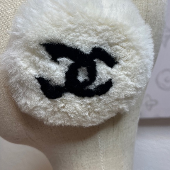 CHANEL Accessories - CHANEL VINTAGE Black and White Fur Earmuffs
